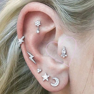 ثقب الأذن 1 ثقب الأذن في أبوظبي